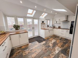 Photo 1- click for photo gallery